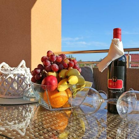 Villa Nivel Vir Luaran gambar