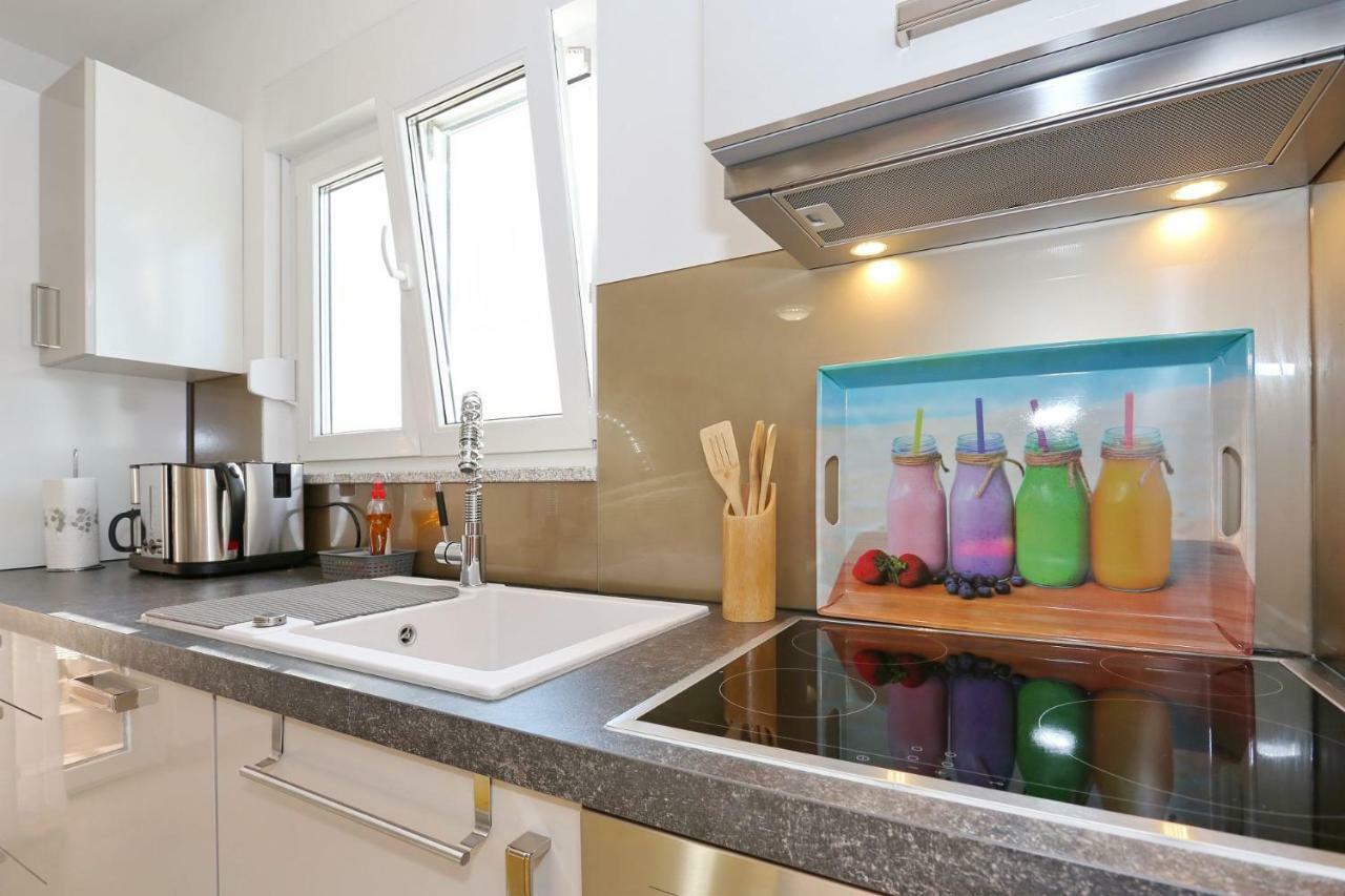Villa Nivel Vir Luaran gambar