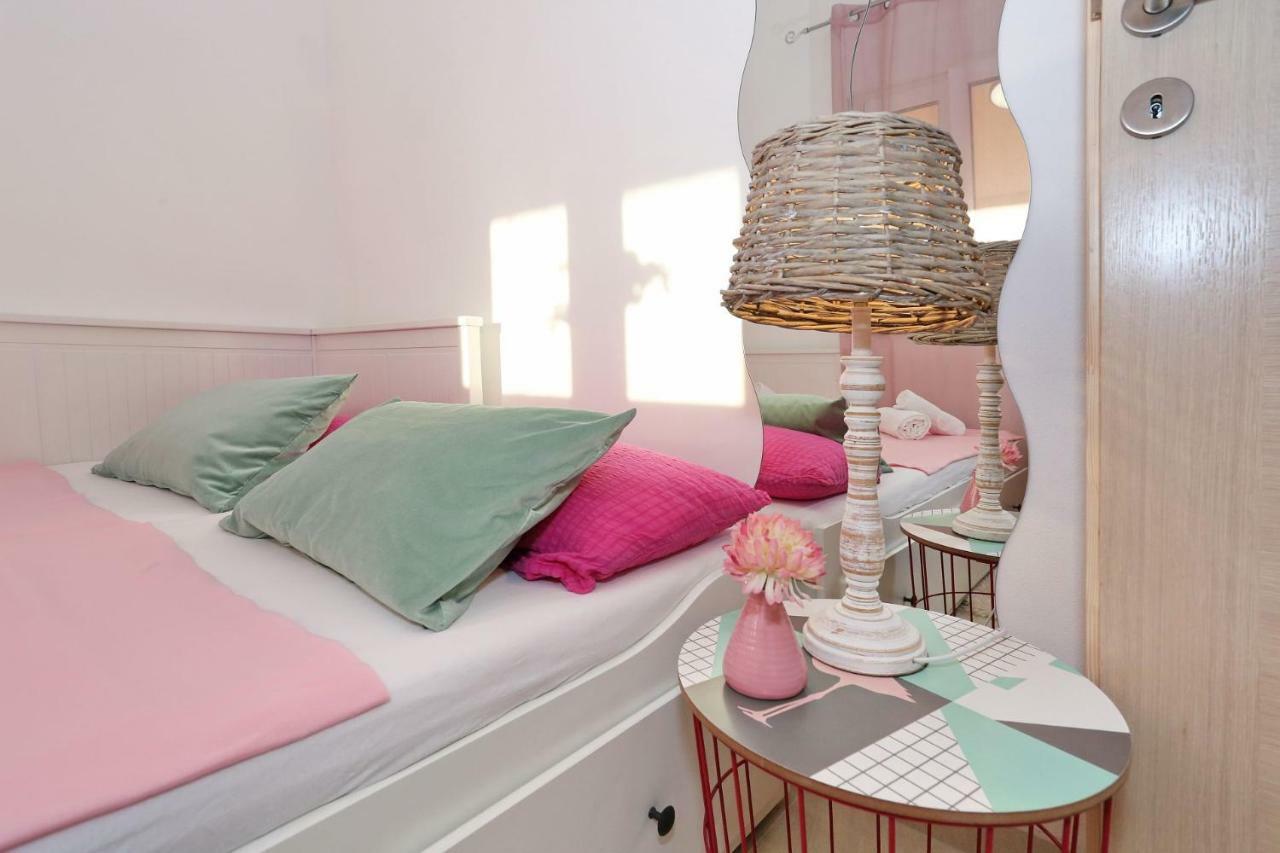 Villa Nivel Vir Luaran gambar