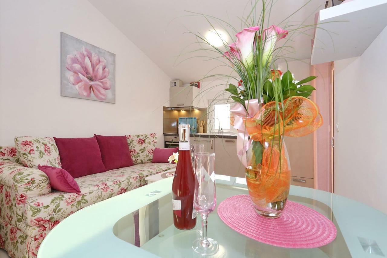 Villa Nivel Vir Luaran gambar