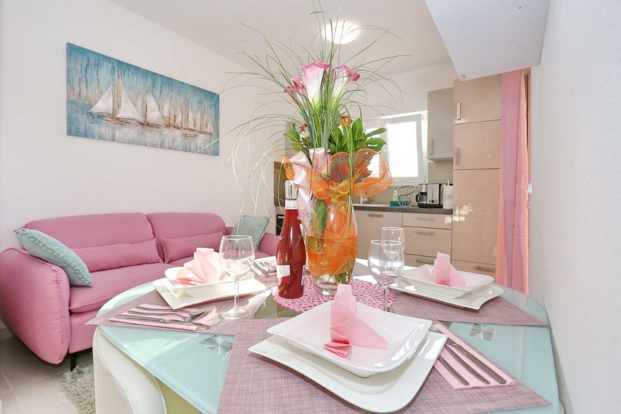 Villa Nivel Vir Luaran gambar